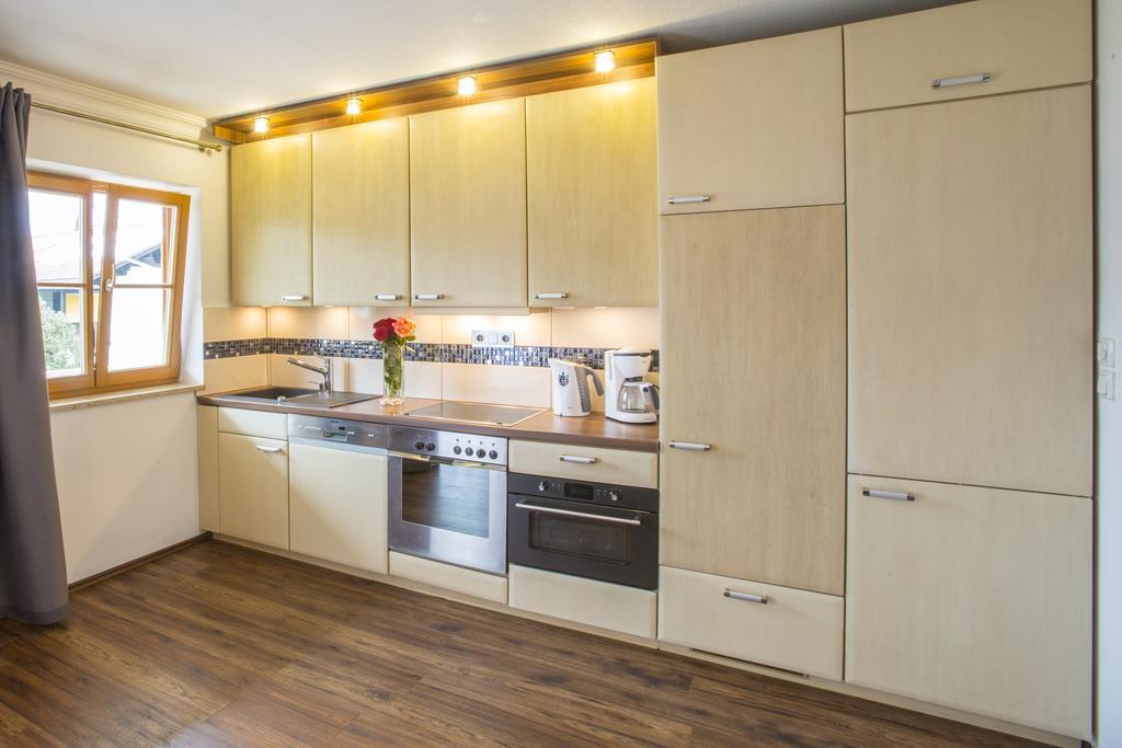 Golden Gapa Central Apartment 4 גרמיש-פרטנקירכן חדר תמונה