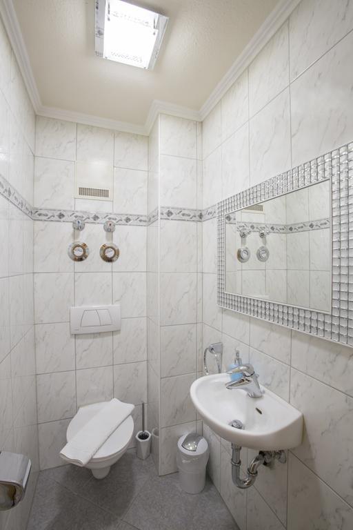 Golden Gapa Central Apartment 4 גרמיש-פרטנקירכן חדר תמונה